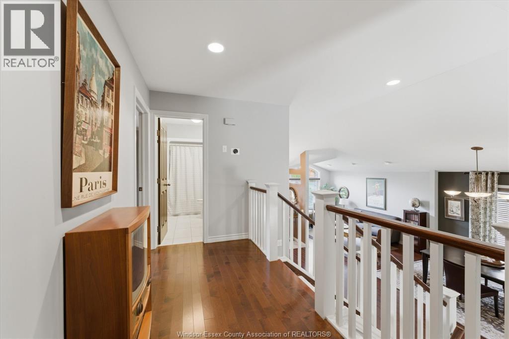 944 THOMPSON, Windsor, Ontario, N8S2G8 — Photo 9