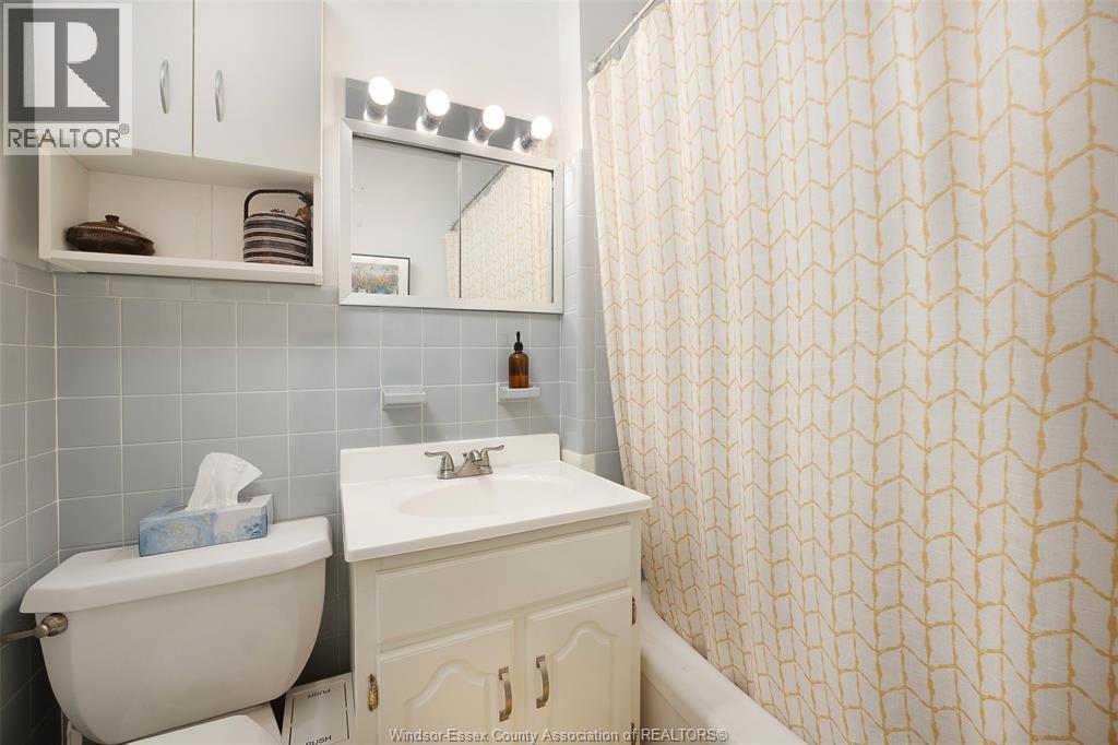 2170 WELLESLEY, Windsor, Ontario, N8W2E7 — Photo 14