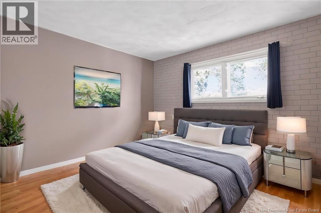 634-636 Elmwood - 27