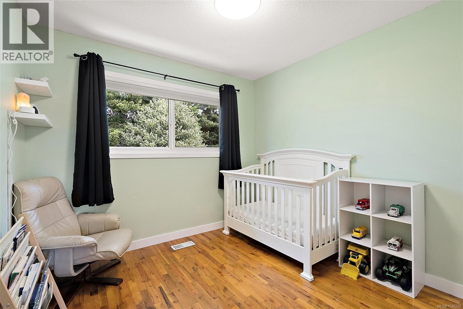 550 Ledsham Rd - 16