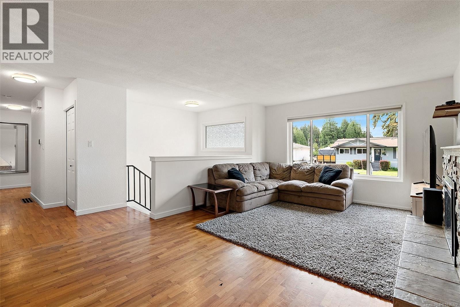 550 Ledsham Rd - 5