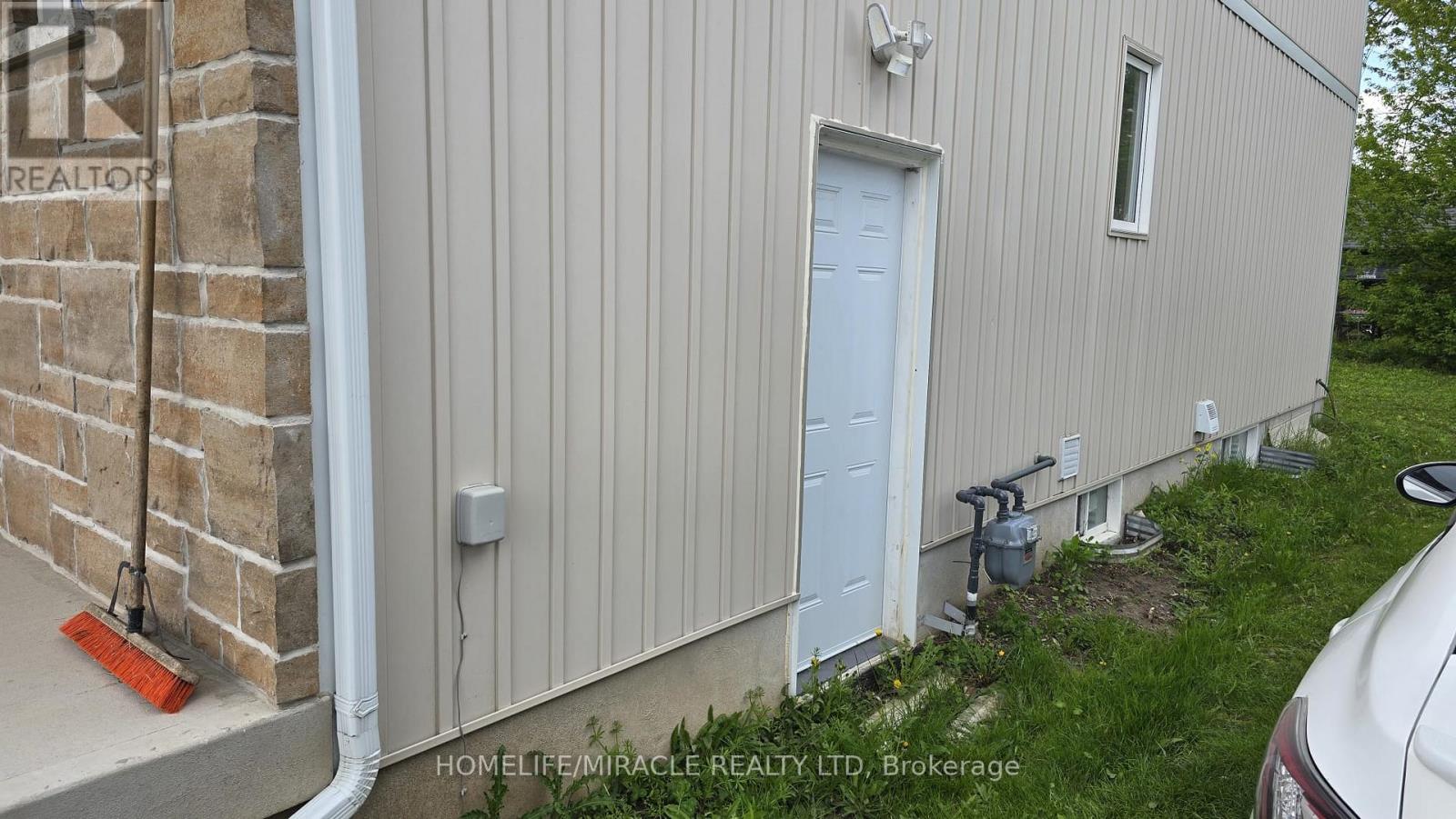 5641 TEMPERANCE AVENUE - 25