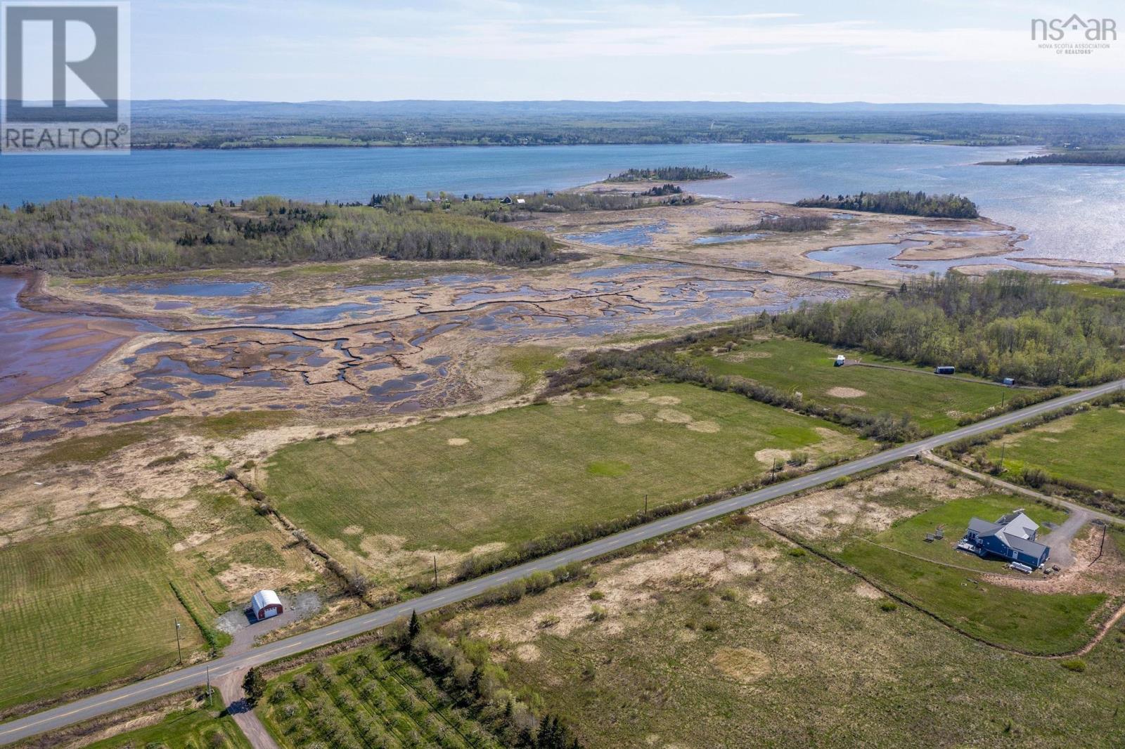 Property 8 of 22 of Malagash Road