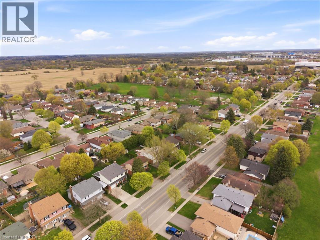 343 BRANTWOOD PARK Road - 33