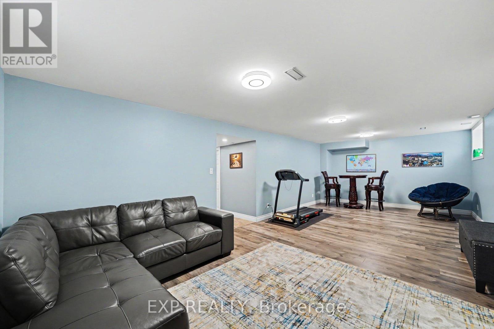 707 CASHMERE TERRACE - 26
