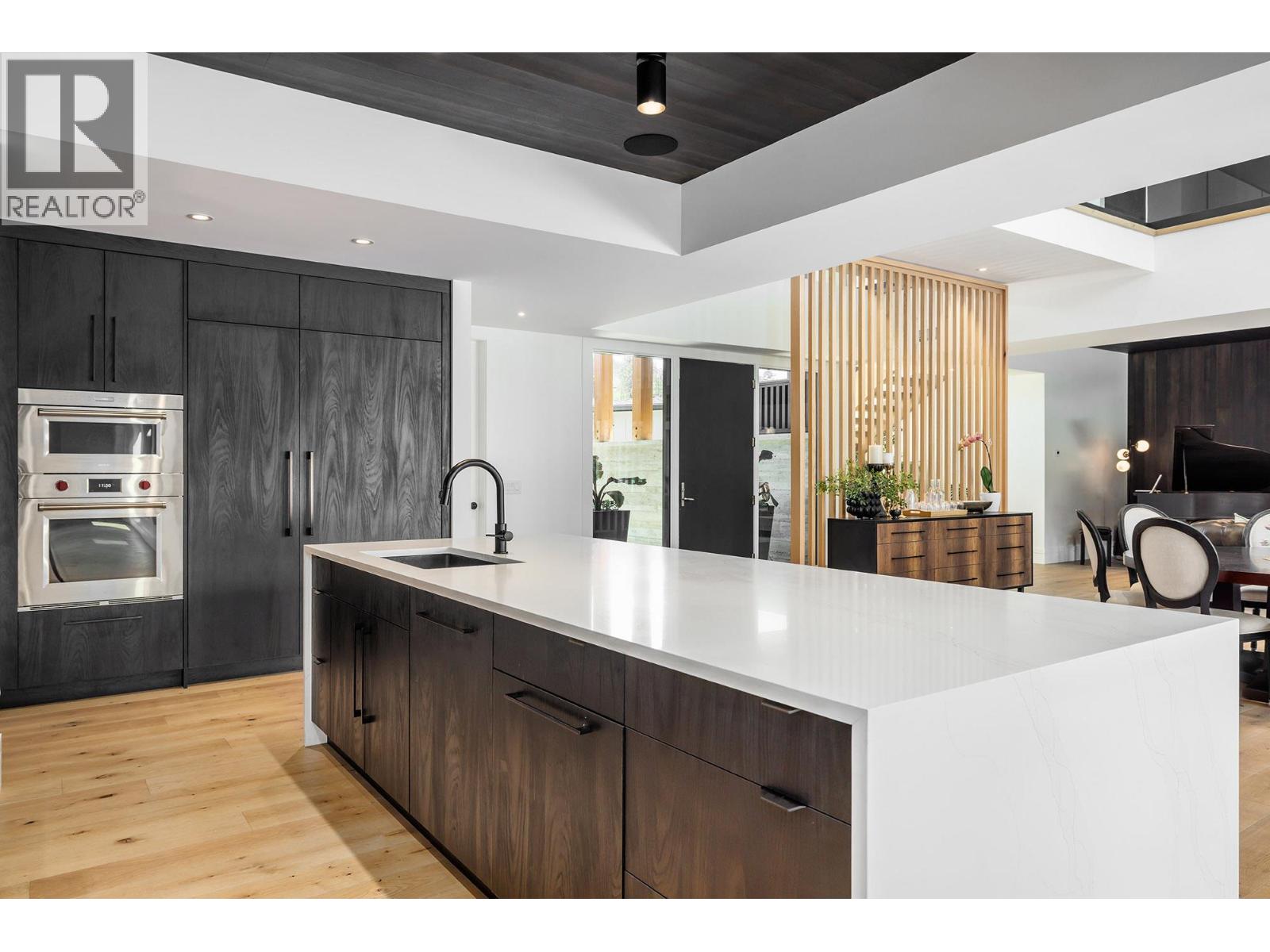  10248 Beacon Hill Drive, Lake Country