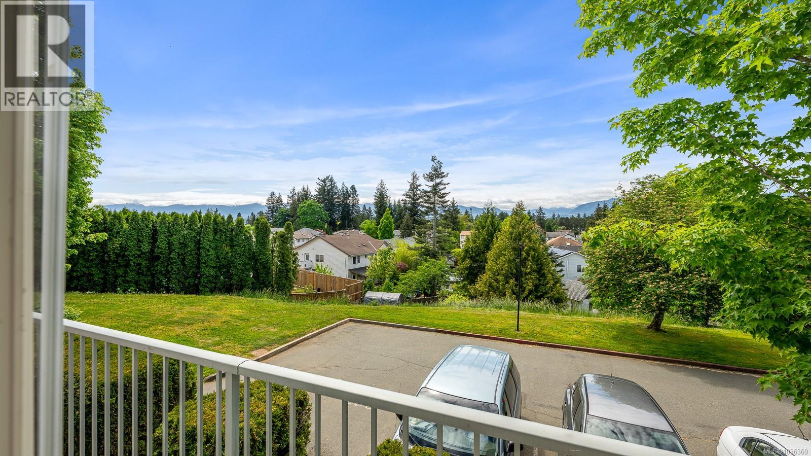 #303 2767 Muir Rd - 24