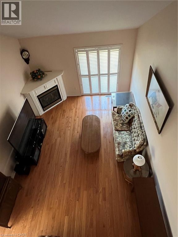 47 MAIN Street N Unit# 34, Waterdown, Ontario, L0R2H0 — Photo 4
