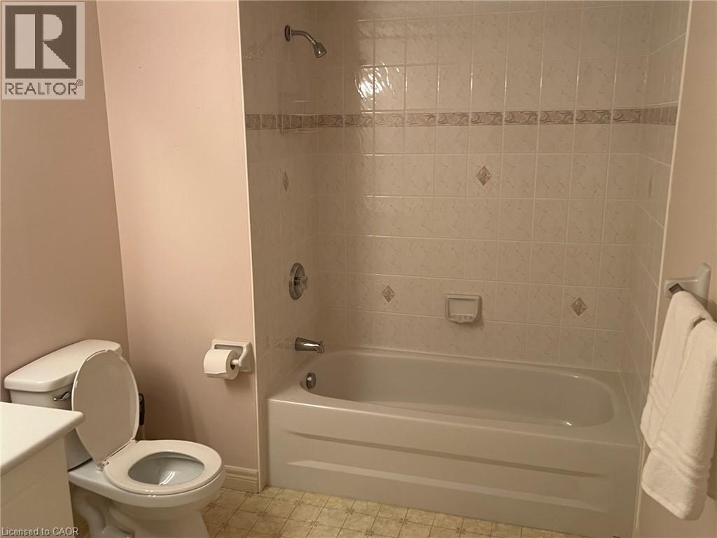47 MAIN Street N Unit# 34, Waterdown, Ontario, L0R2H0 — Photo 30