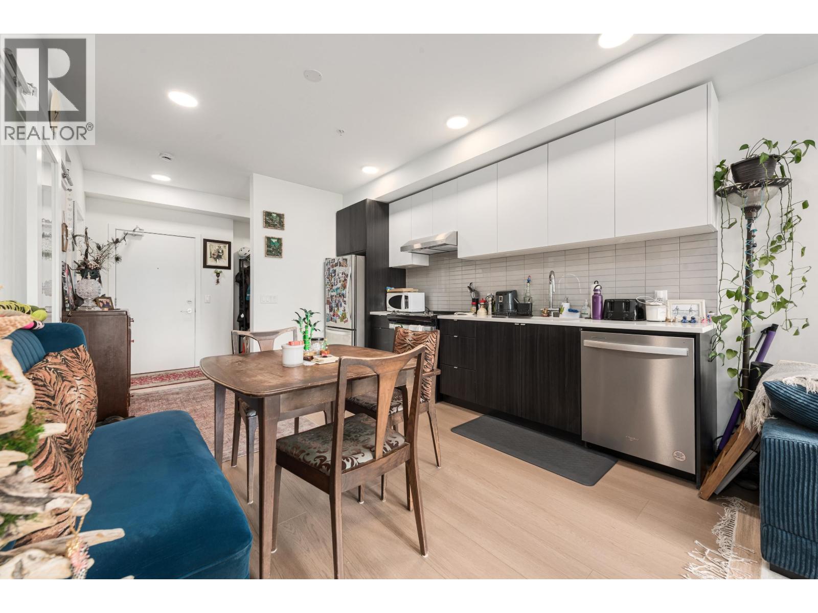 2 Bed, 1 Bath Apartment for Sale in Squamish – 402 37994 SECOND AVENUE, Squamish – MLS# R3122469 - Image 11