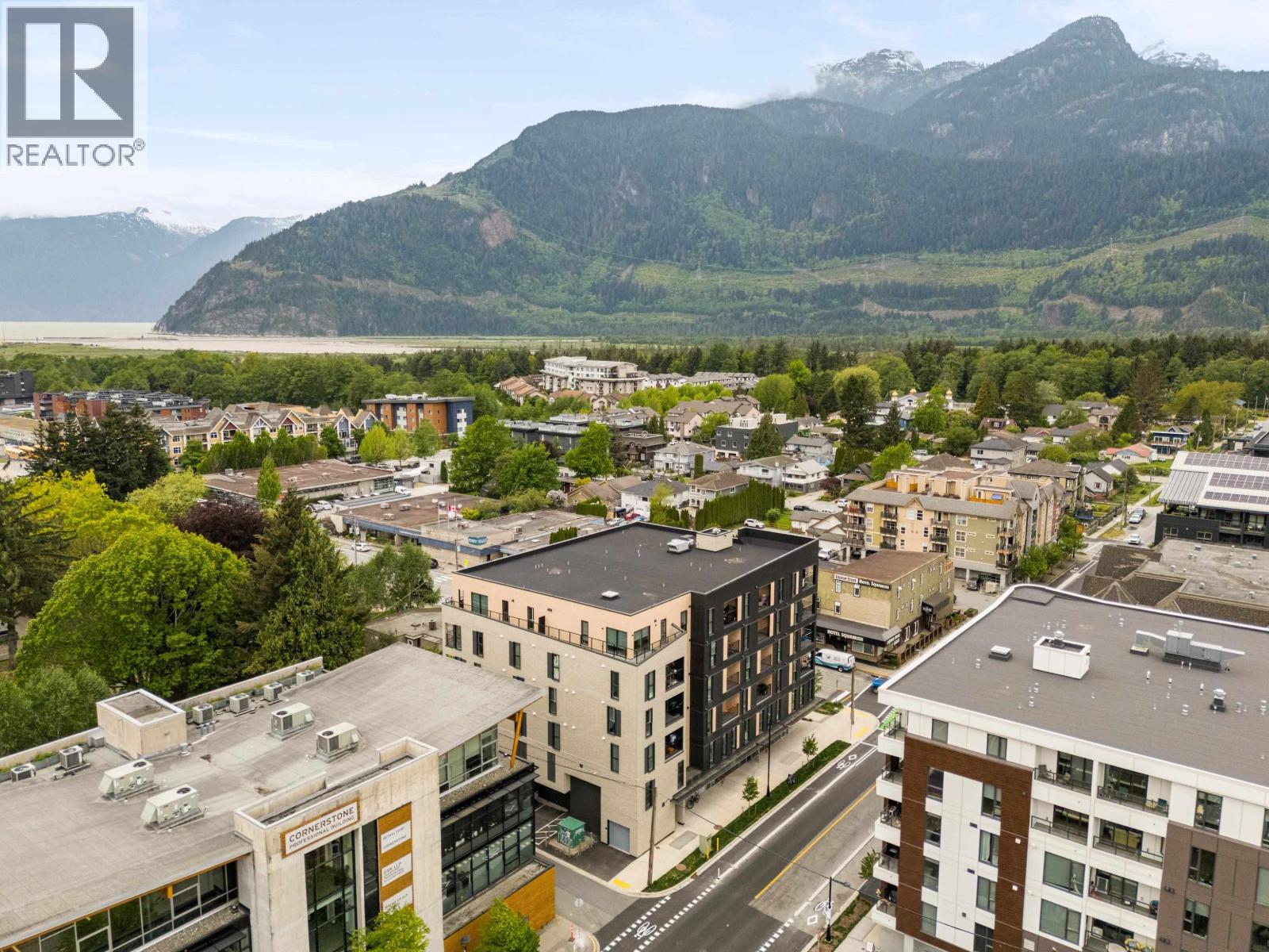 2 Bed, 1 Bath Apartment for Sale in Squamish – 402 37994 SECOND AVENUE, Squamish – MLS# R3122469 - Image 2
