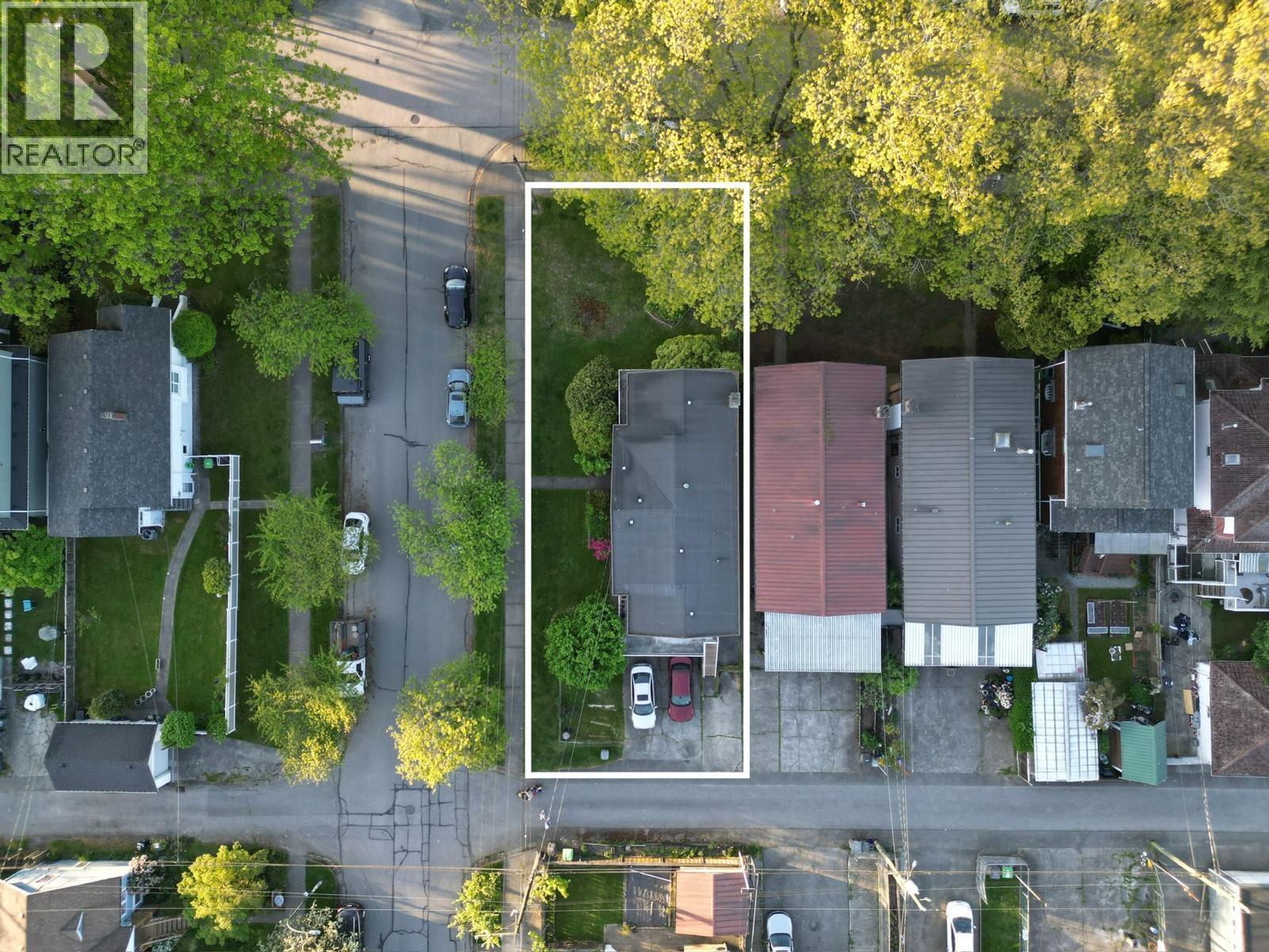 268 N SLOCAN STREET