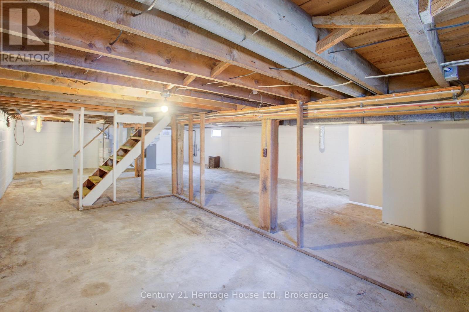 267 ALBERT STREET S - 22