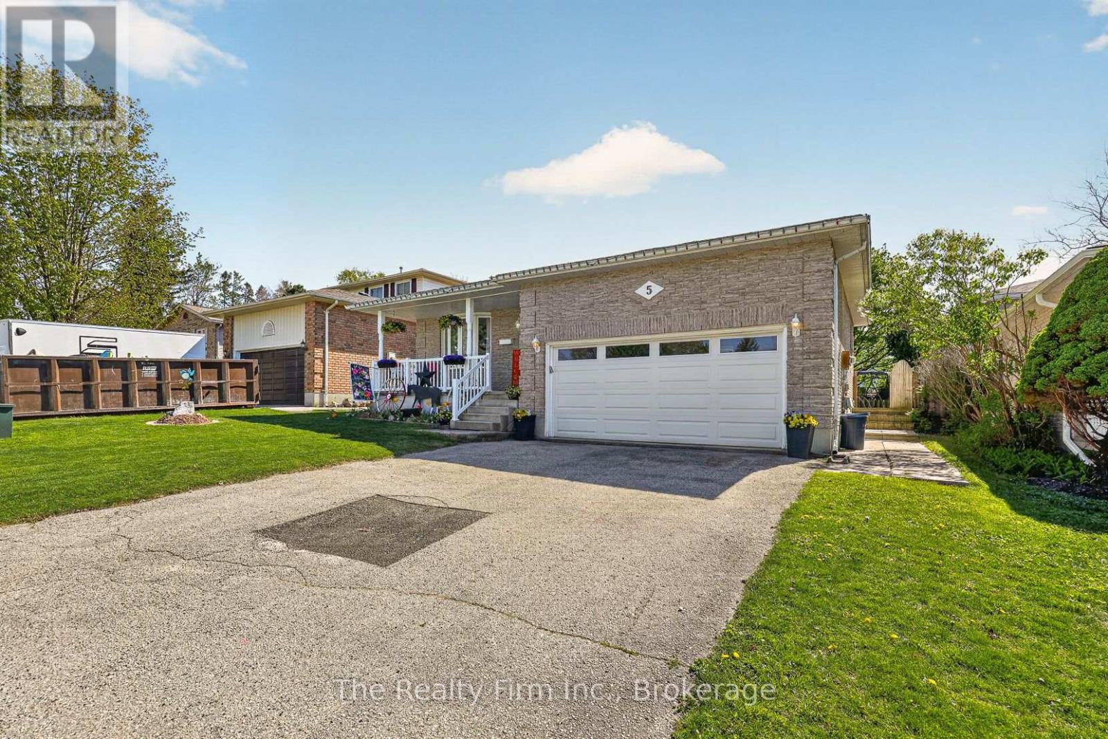 5 MARSHALL COURT - Image 3