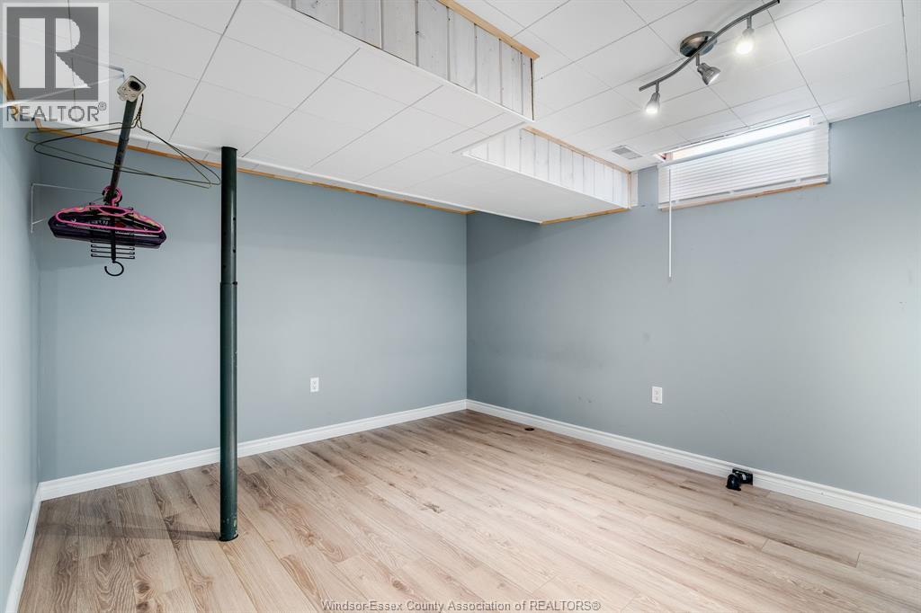 11 Lutsch STREET, Leamington, Ontario, N8H4K3 — Photo 2
