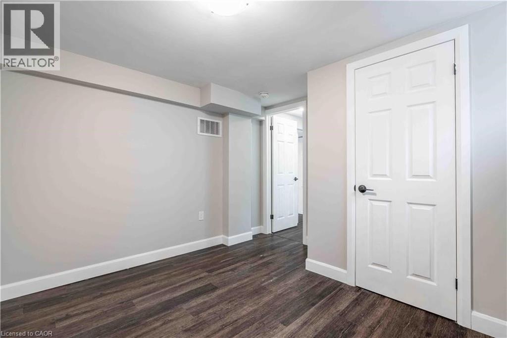42 SHARON Avenue Unit# 2, Hamilton, Ontario, L8T1E3 — Photo 14