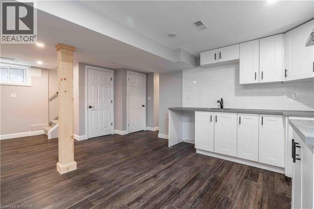 42 SHARON Avenue Unit# 2, Hamilton, Ontario, L8T1E3 — Photo 8