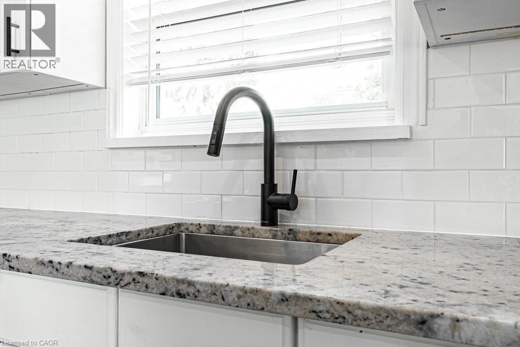 42 SHARON Avenue Unit# 1, Hamilton, Ontario, L8T1E3 — Photo 24