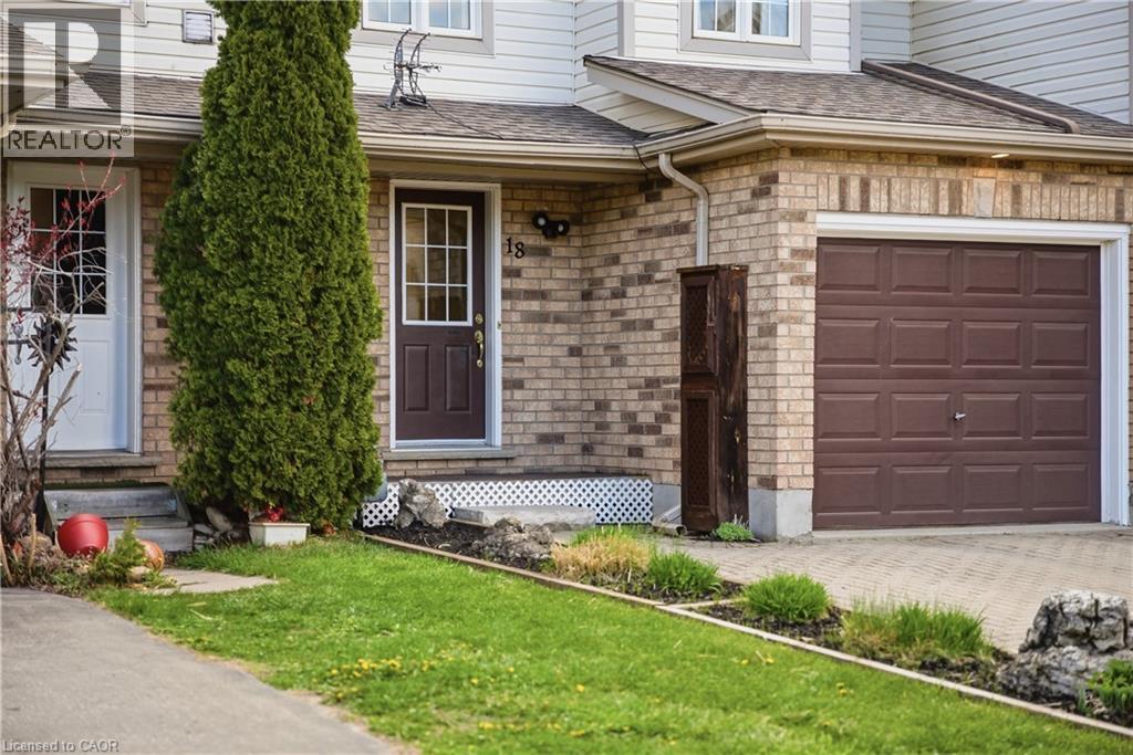 18 PROSPERITY Drive, Kitchener, Ontario, N2E3Z2 — Photo 3