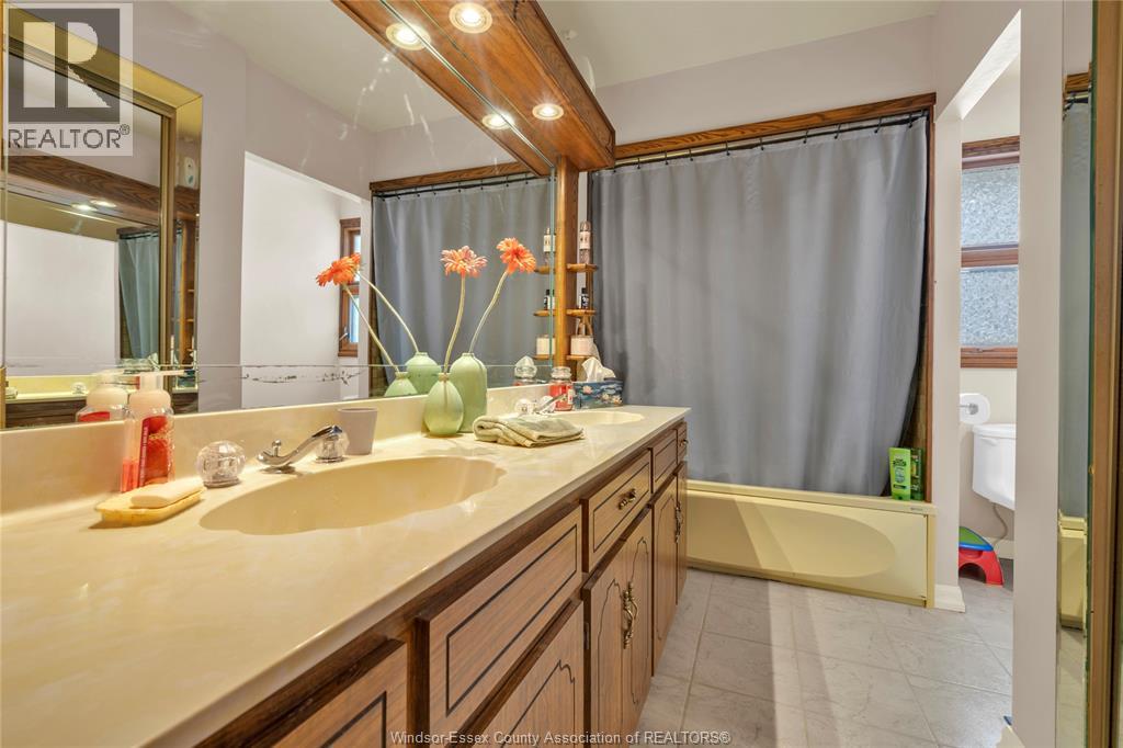 855 GREENDALE, Windsor, Ontario, N8S4A9 — Photo 18