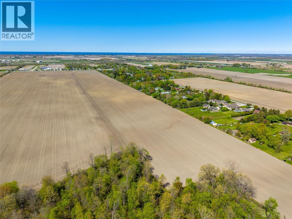 2053 LONDON LINE, Sarnia, Ontario, N7T7H2 — Photo 9