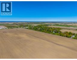 2053 London Line, Sarnia, ON N7T7H2 Photo 10