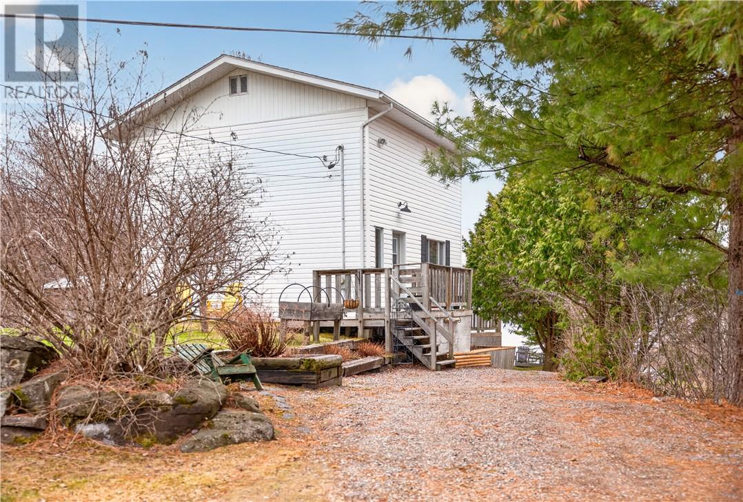 6 Eugenie Road, Azilda, Ontario, P0M1B0 — Photo 40