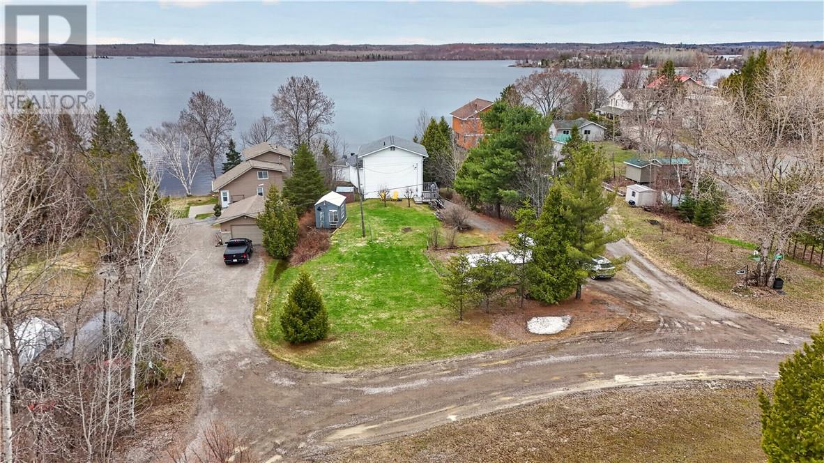 6 Eugenie Road, Azilda, Ontario, P0M1B0 — Photo 14