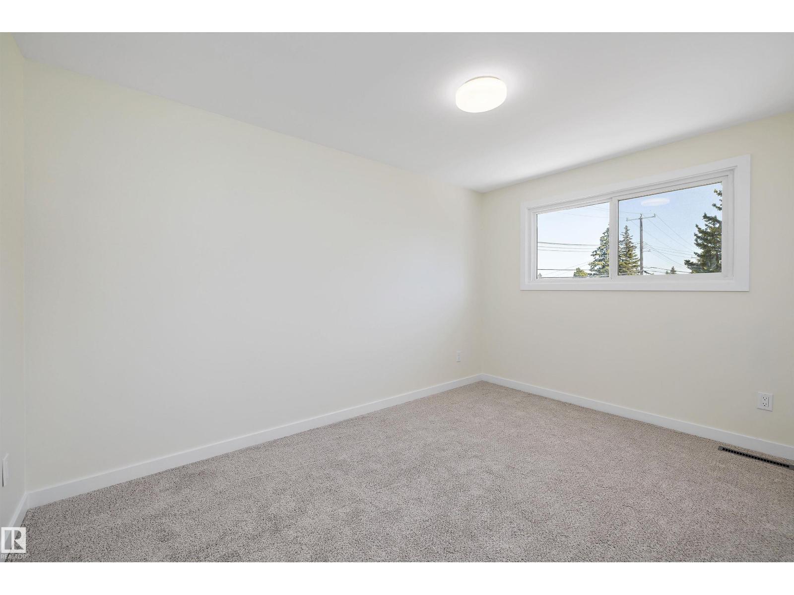 4207 113 ST NW, Edmonton