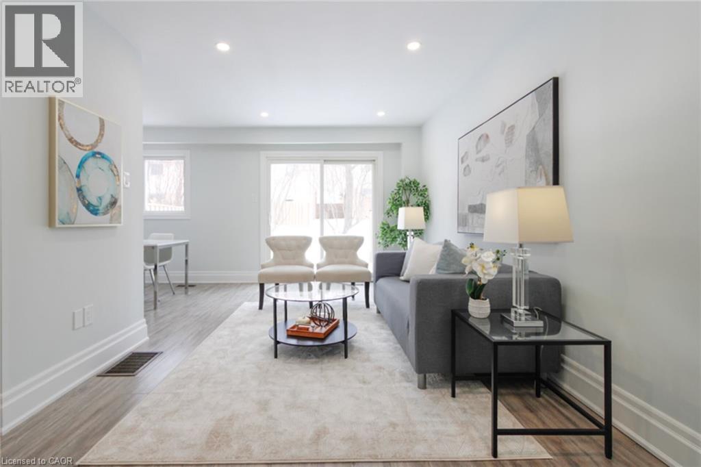#41 1532 LANCASTER Drive - 21