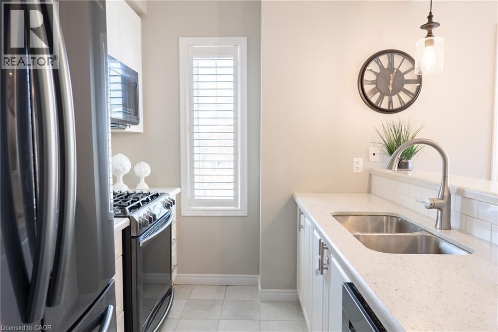 4 GARLENT Avenue, Ancaster, Ontario, L9G3K9 — Photo 15