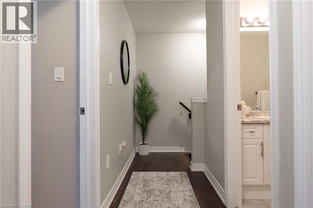4 GARLENT Avenue, Ancaster, Ontario, L9G3K9 — Photo 21