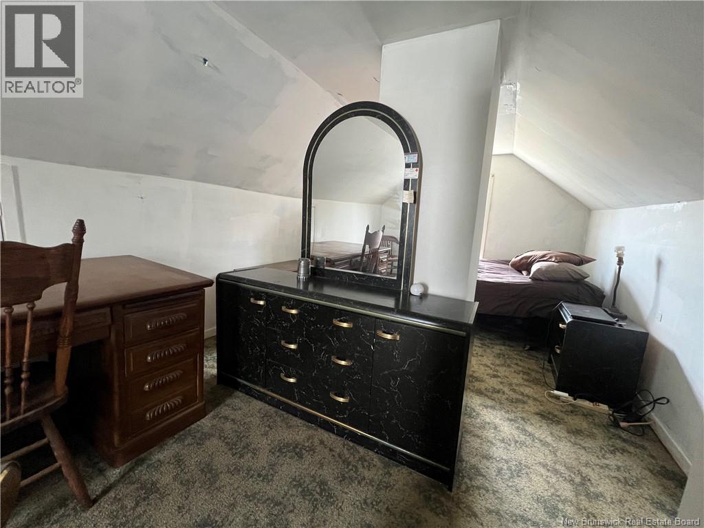 519 Salisbury Road - 10