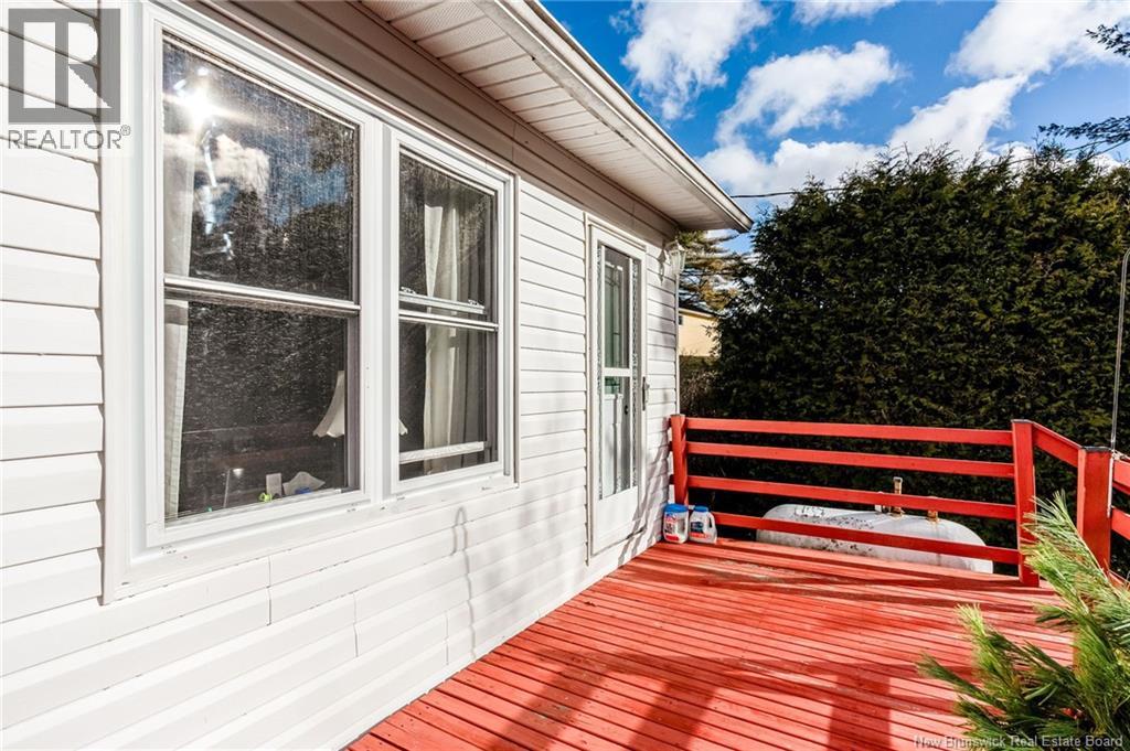 16 Field Road - photo 4