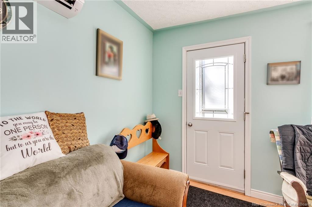 16 Field Road - photo 5