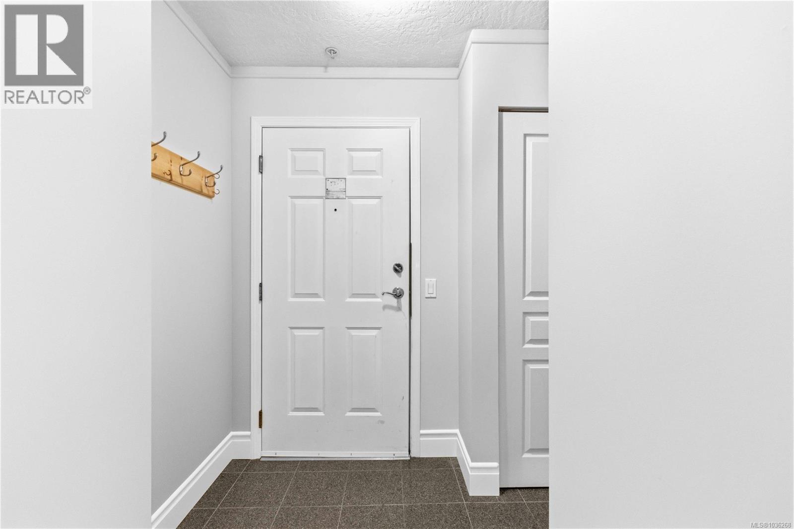 #102 6585 Country Rd - 5
