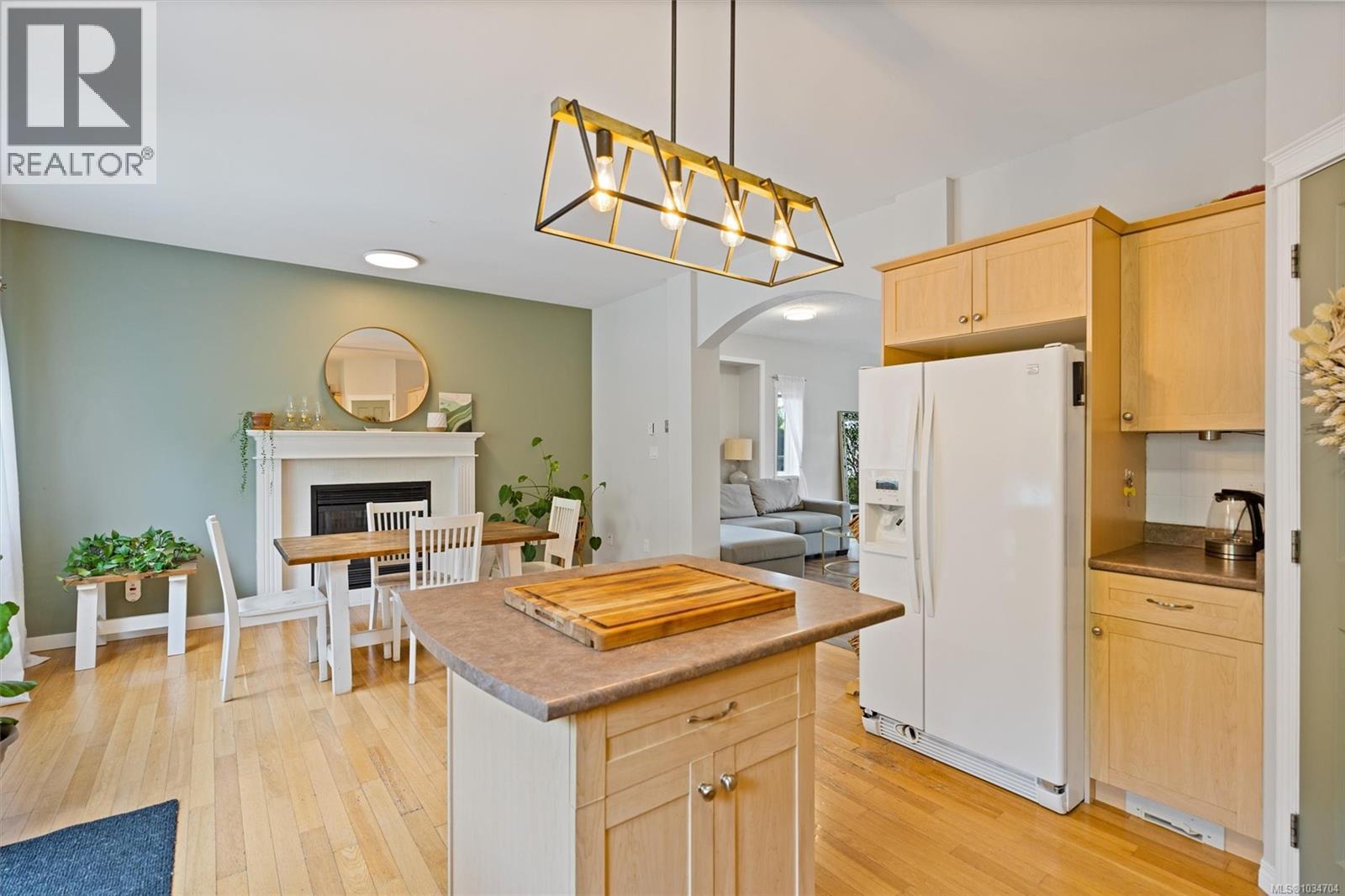 3439 Pattison Way - 16