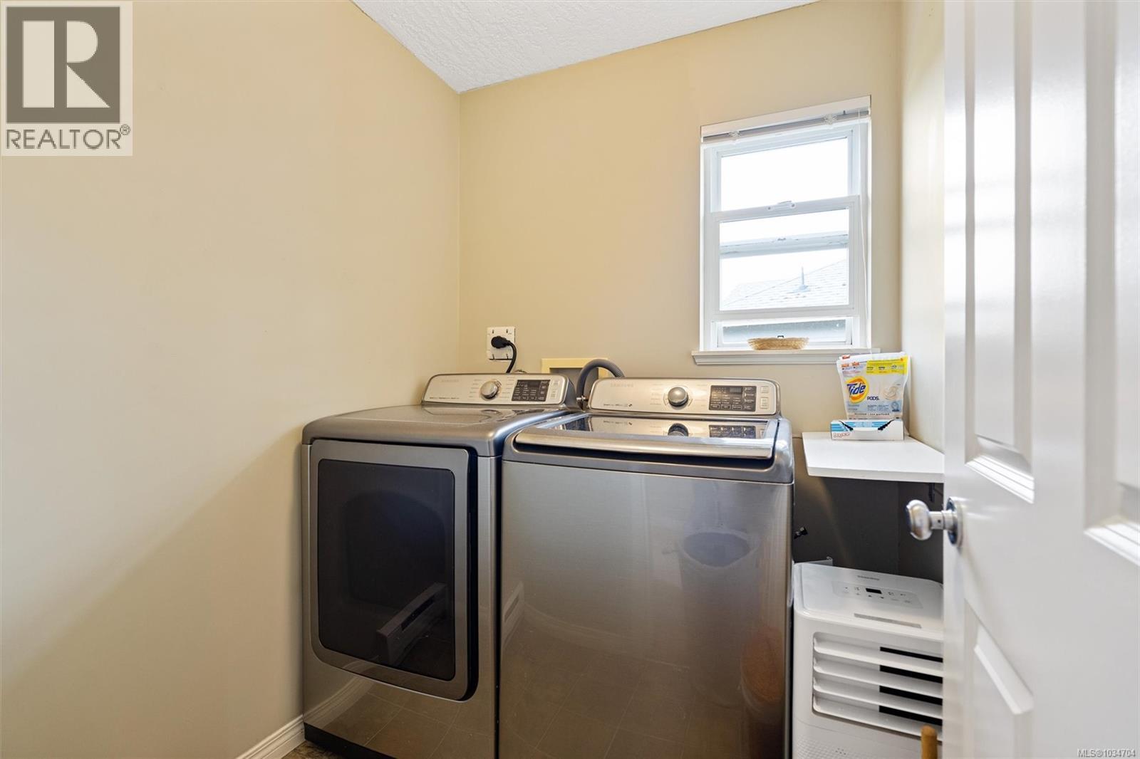 3439 Pattison Way - 30