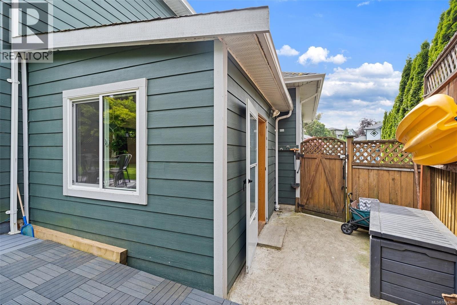 3439 Pattison Way - 35
