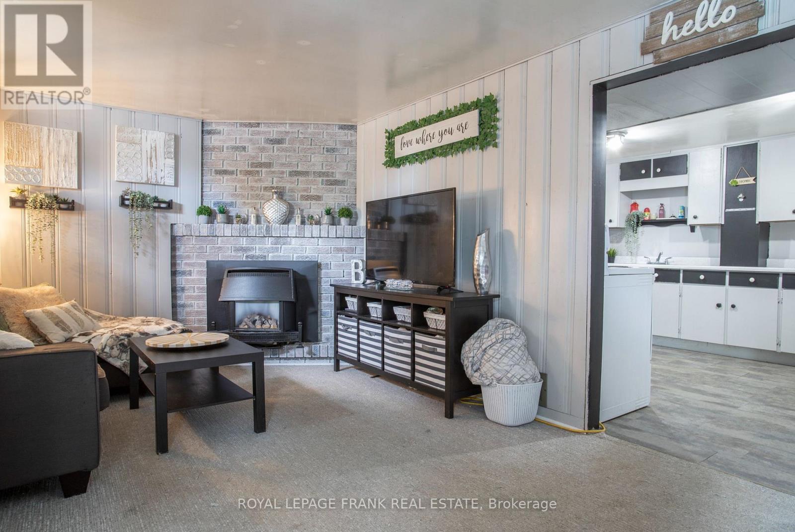 87 CEDAR STREET N - 22