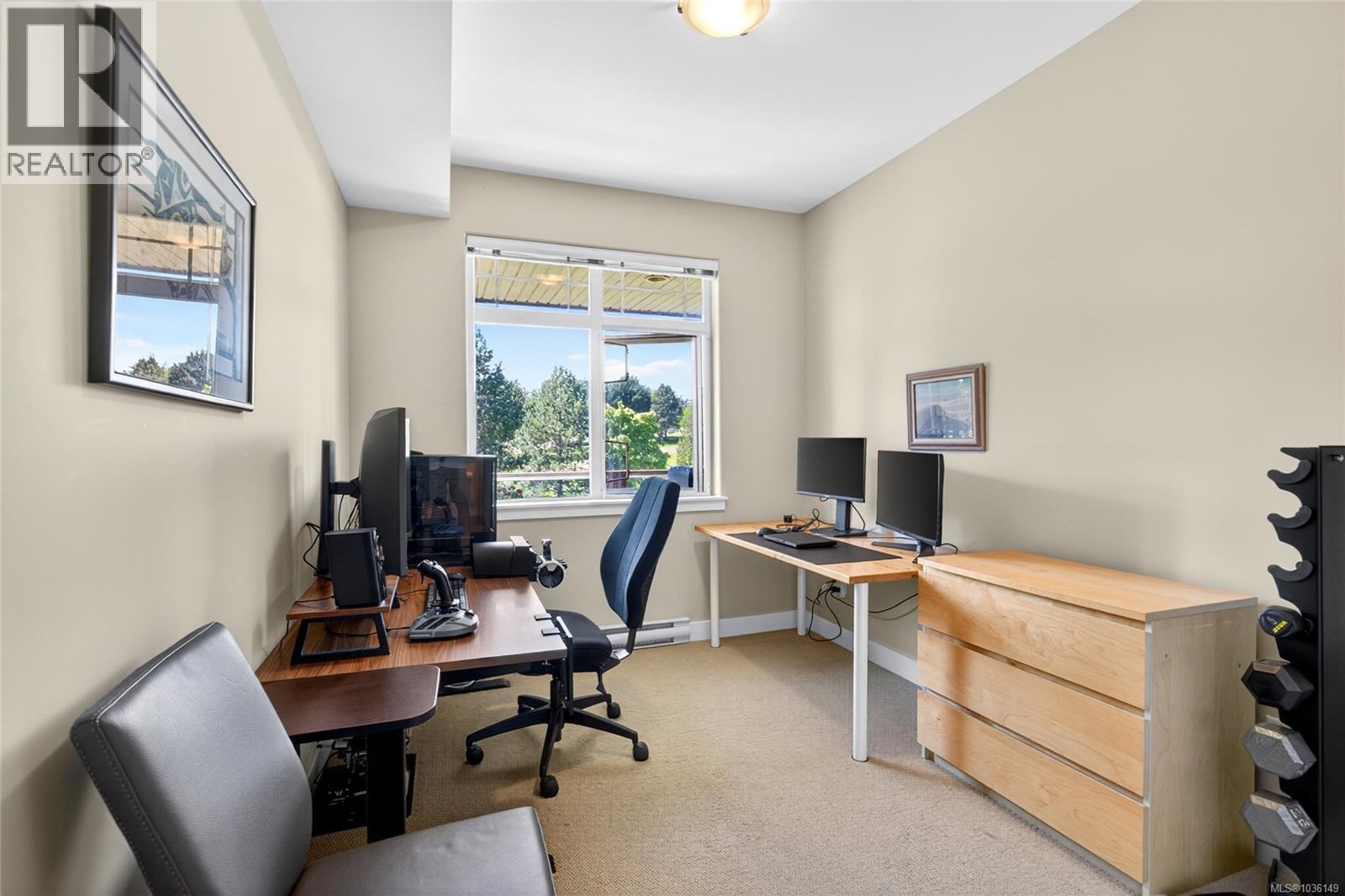 #303E 1115 Craigflower Rd - 22