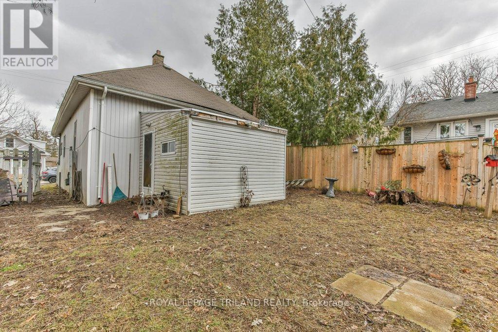 11 MACKAY AVENUE - 25