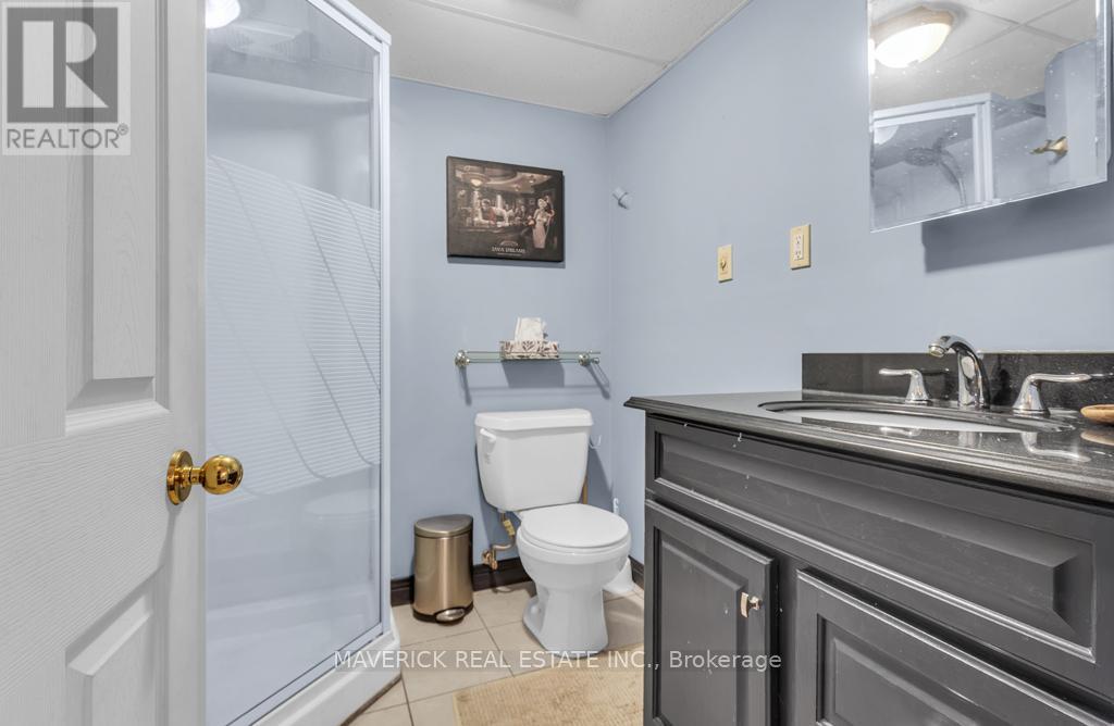 1679 DALE STREET - 20