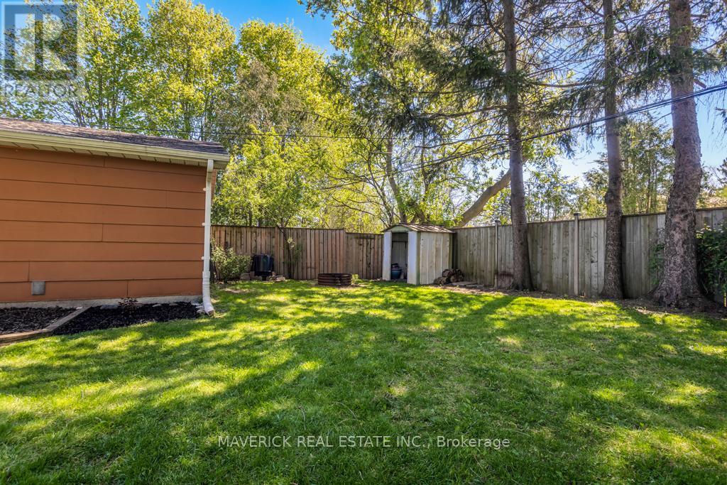 1679 DALE STREET - 29