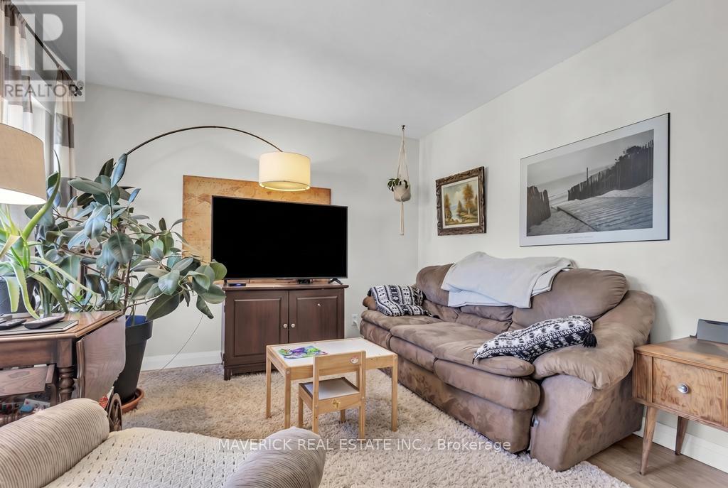 1679 DALE STREET - 8