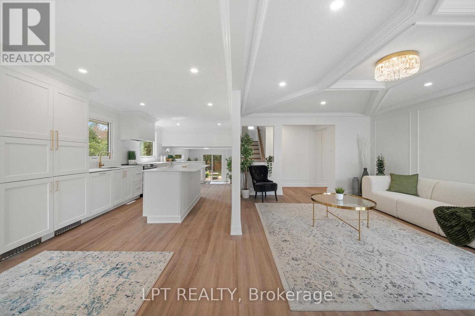 19 MOORCROFT ROAD - 10