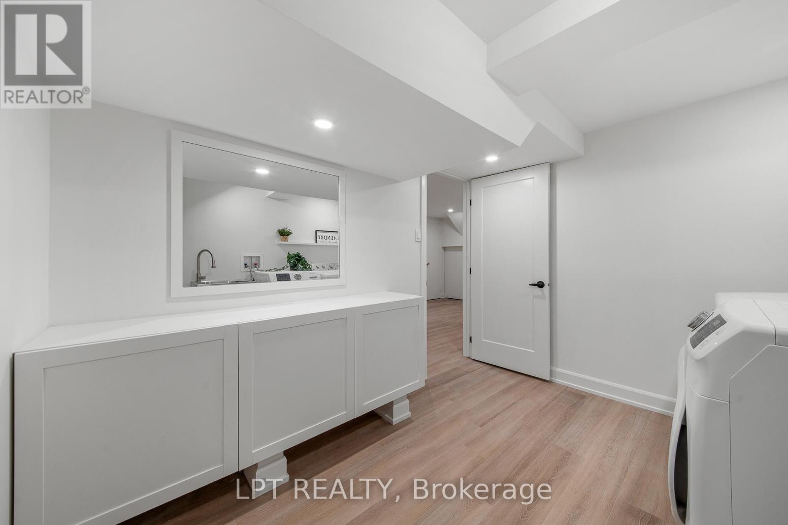 19 MOORCROFT ROAD - 41