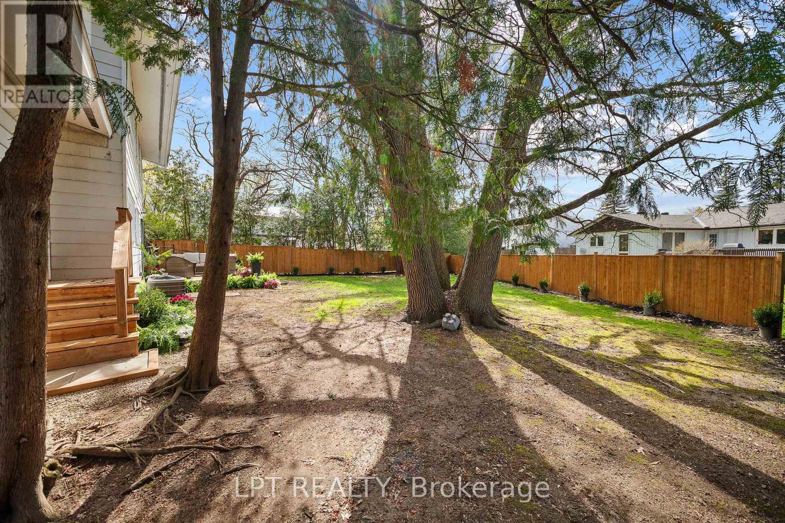 19 MOORCROFT ROAD - 43