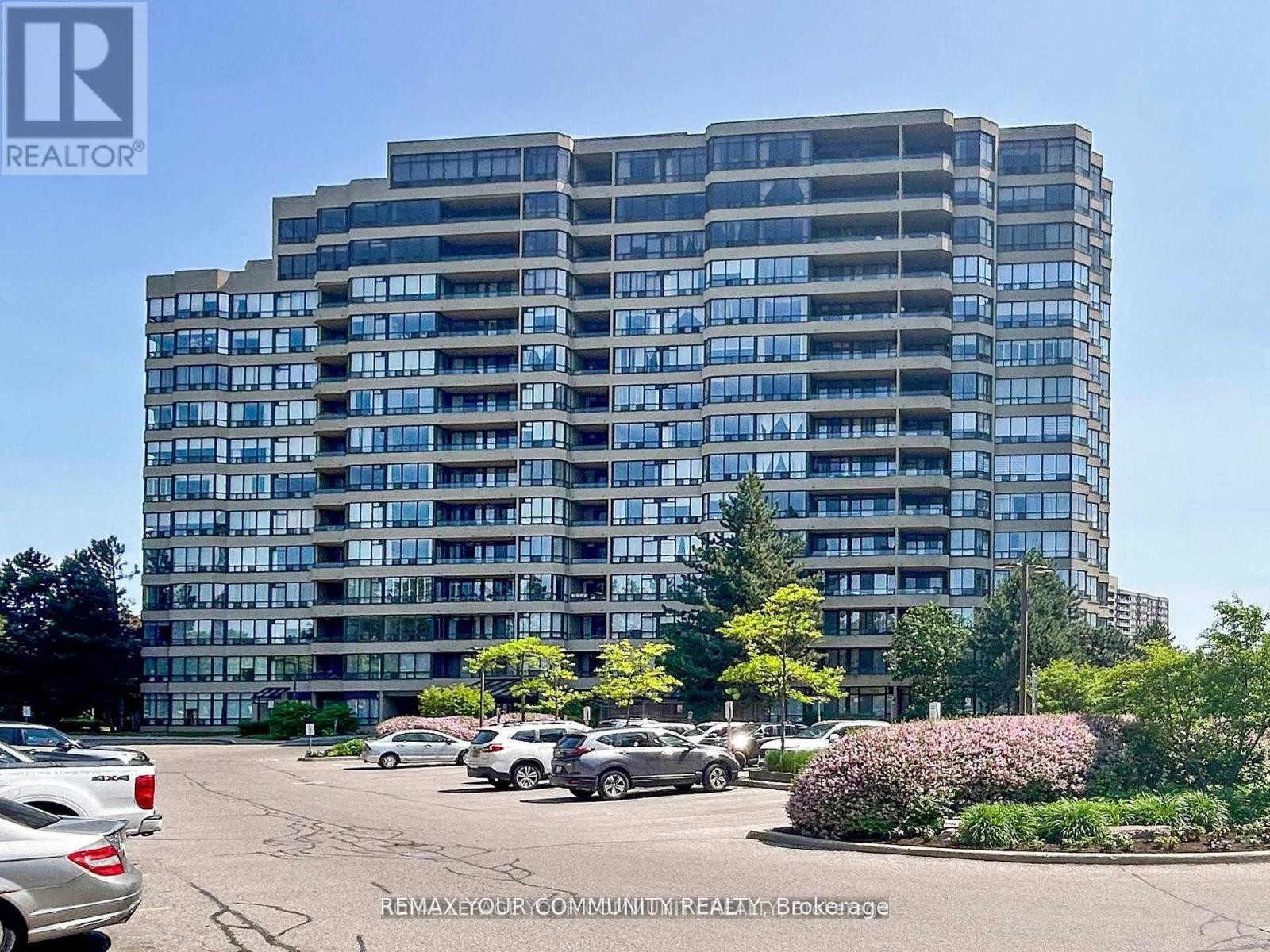 Listing photo of 324 - 32 CLARISSA DRIVE