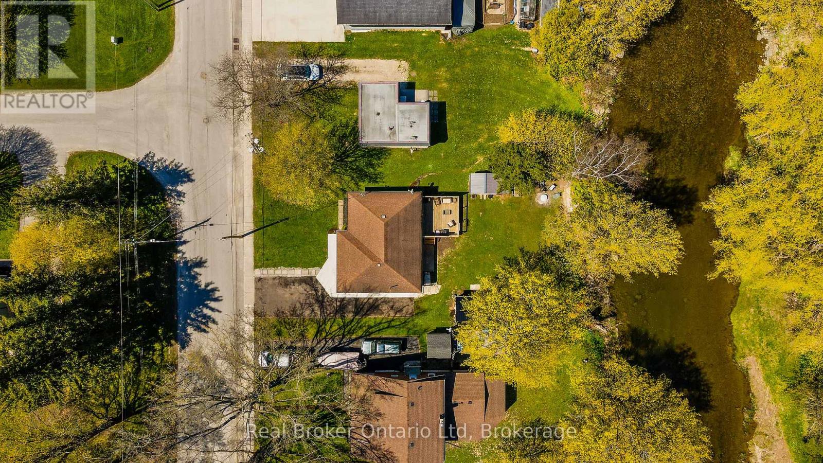 38 MILL STREET - 31